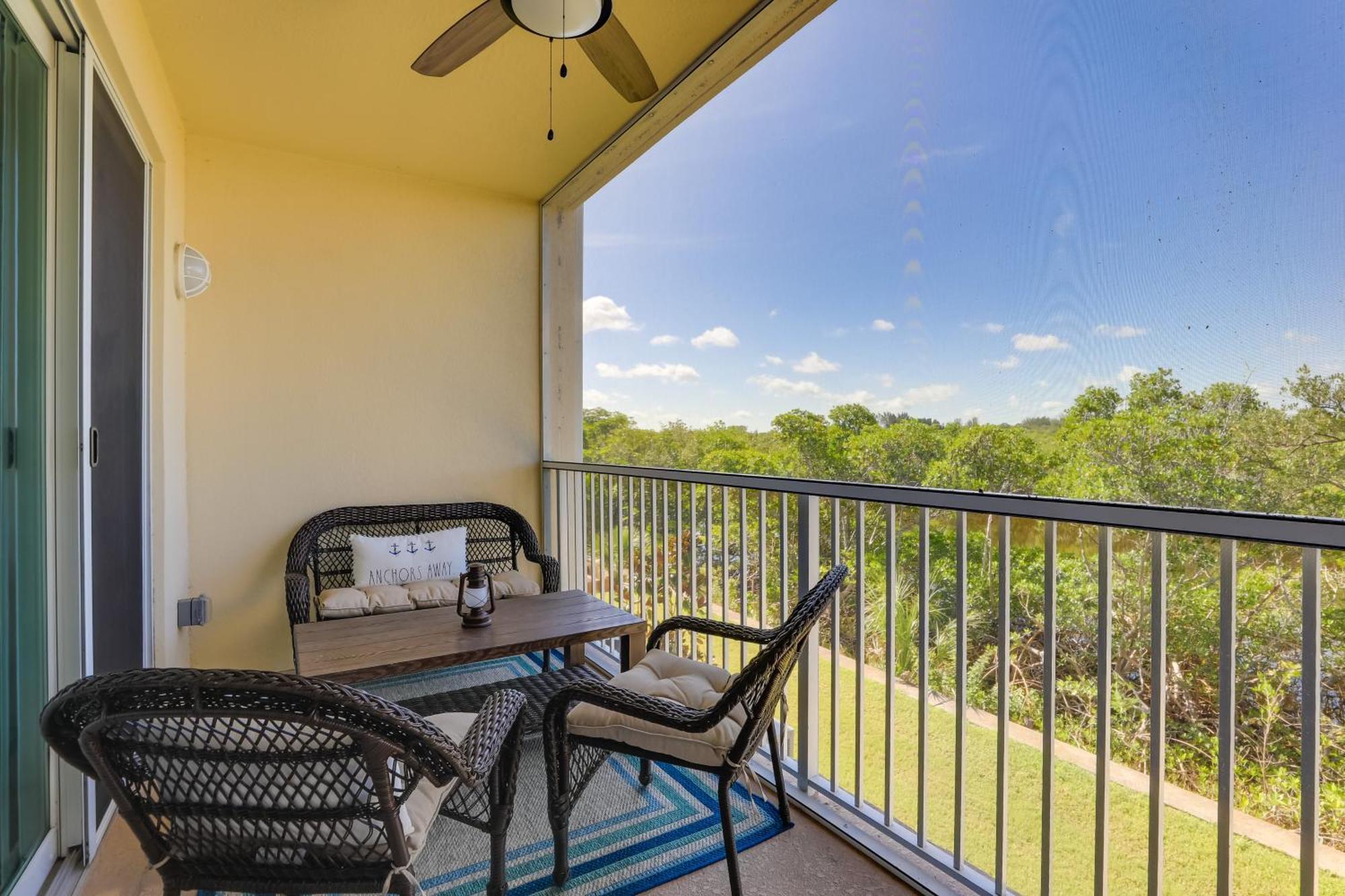 Coastal-Zen Ruskin Retreat Less Than 1 Mi To Beach! Exterior photo