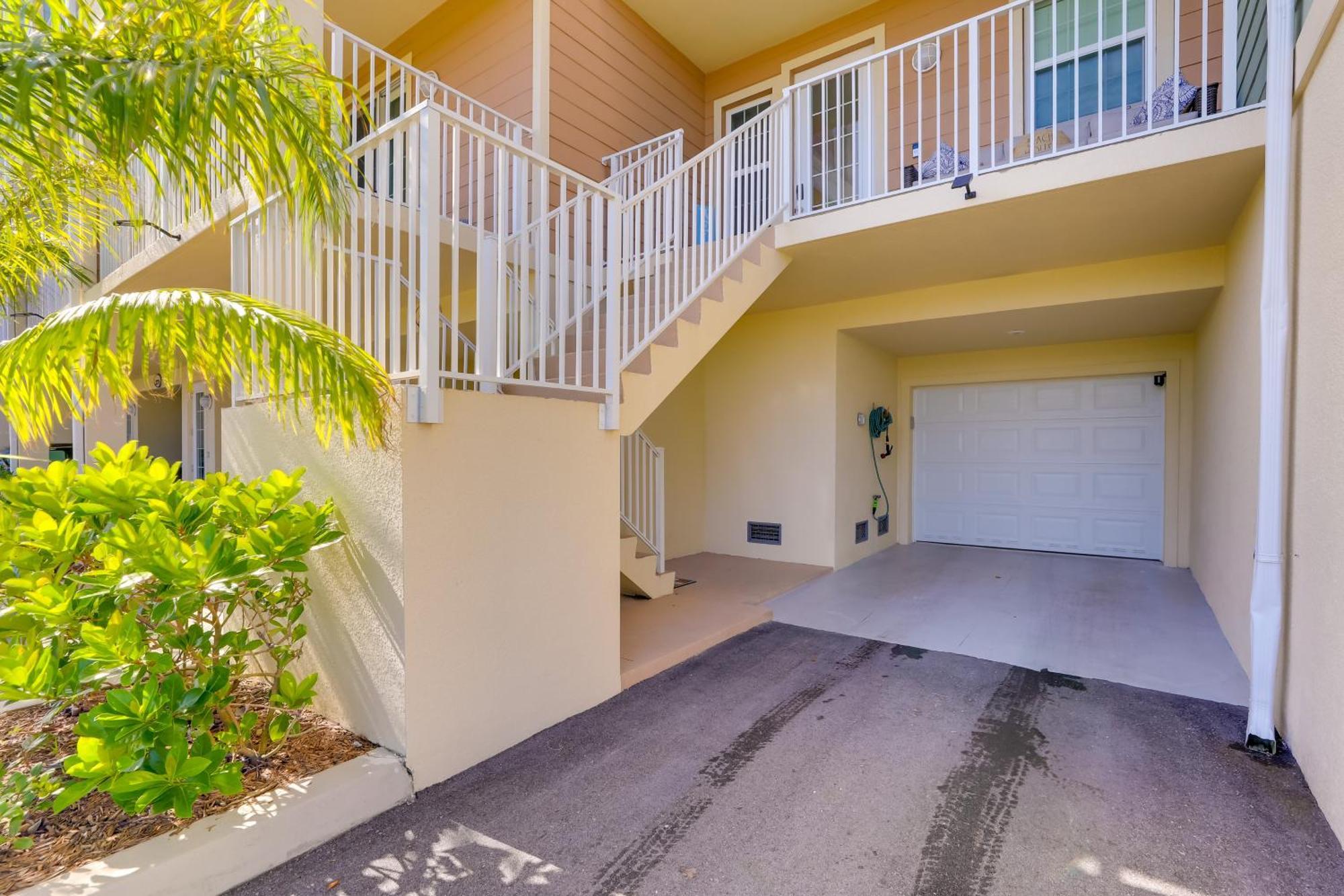 Coastal-Zen Ruskin Retreat Less Than 1 Mi To Beach! Exterior photo