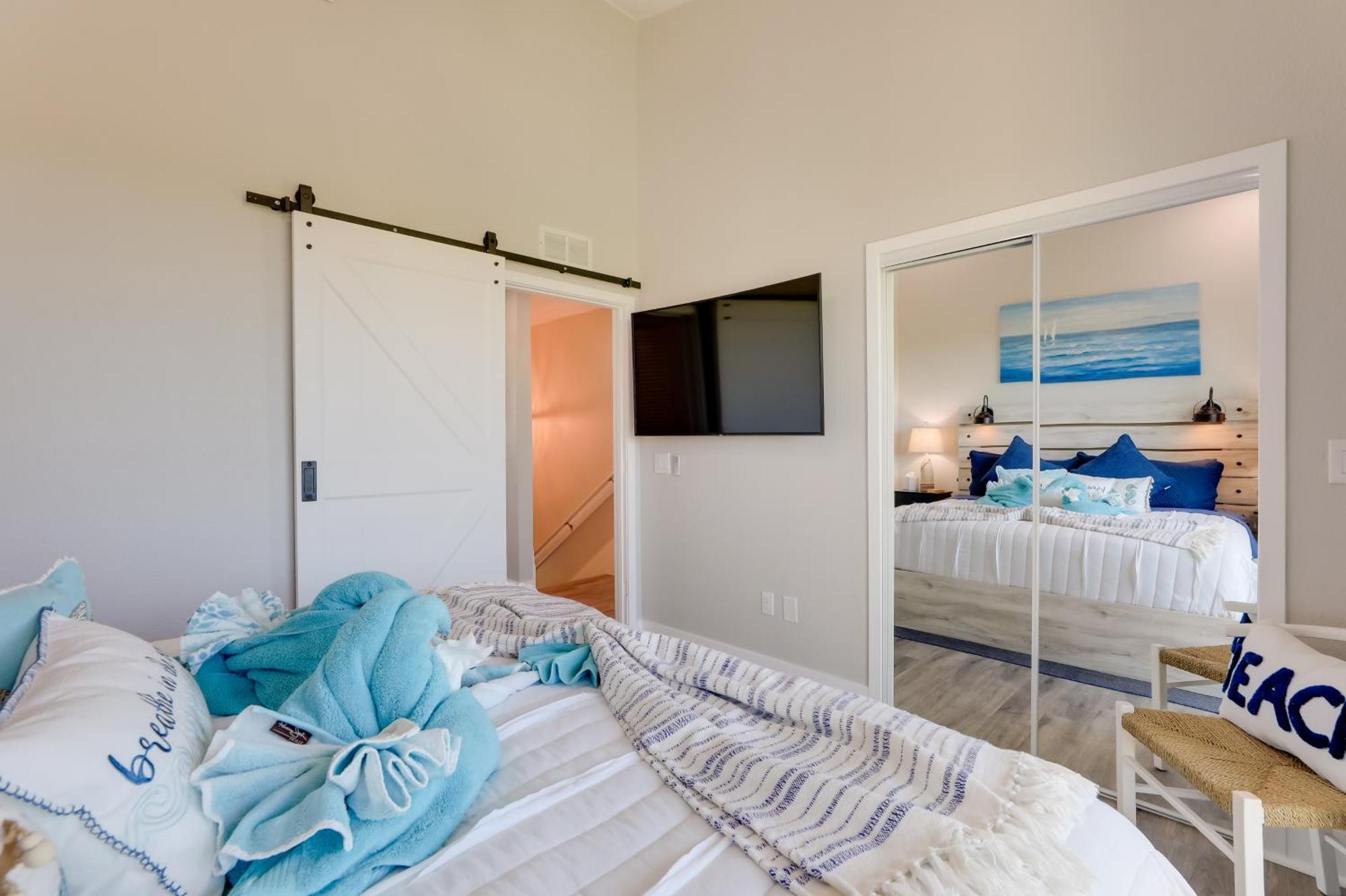 Coastal-Zen Ruskin Retreat Less Than 1 Mi To Beach! Exterior photo